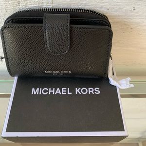 Michael Kors NWT Warren Key Ring Zip Wallet Coin Case Leather Black